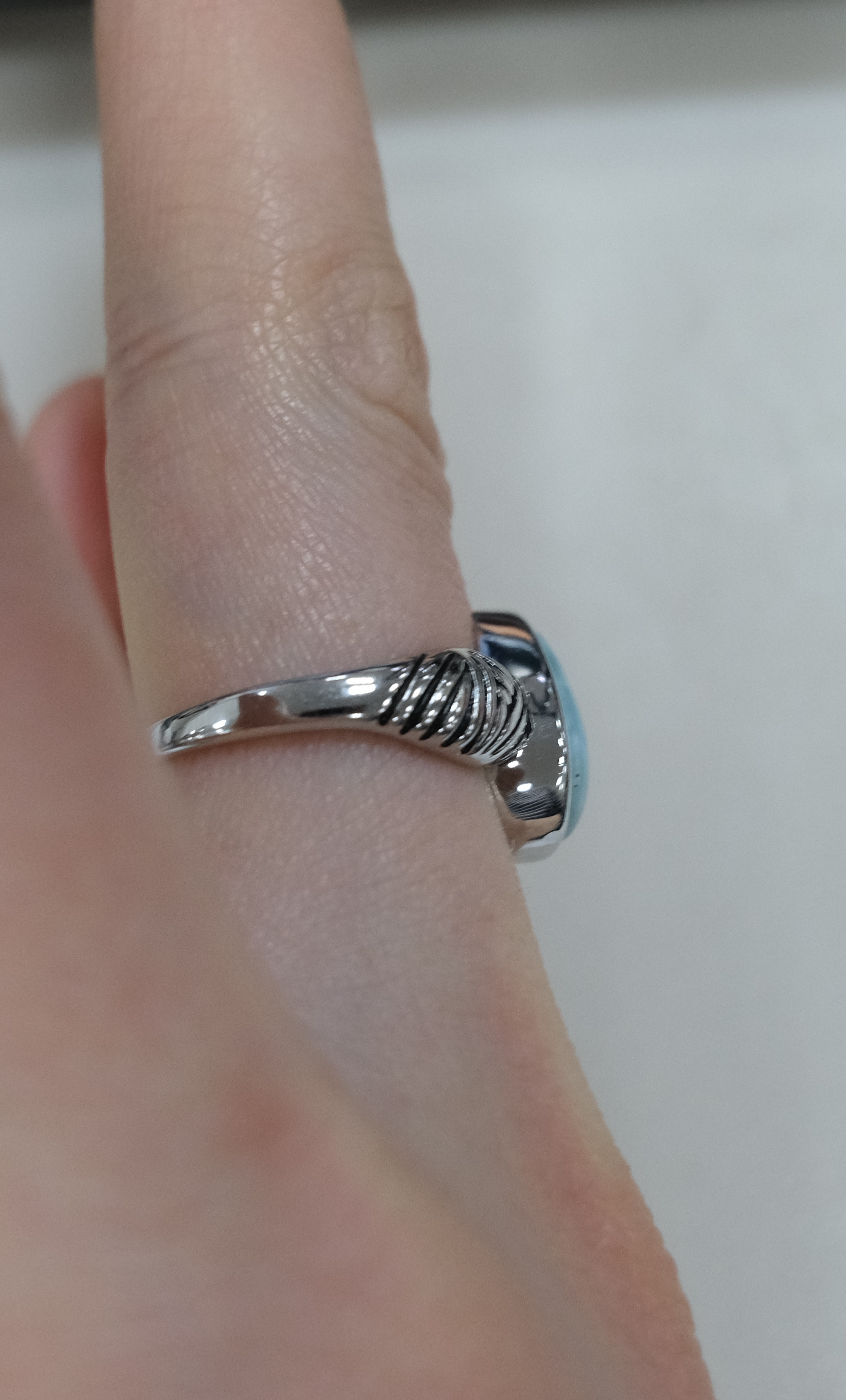 Серебряное кольцо с ларимаром